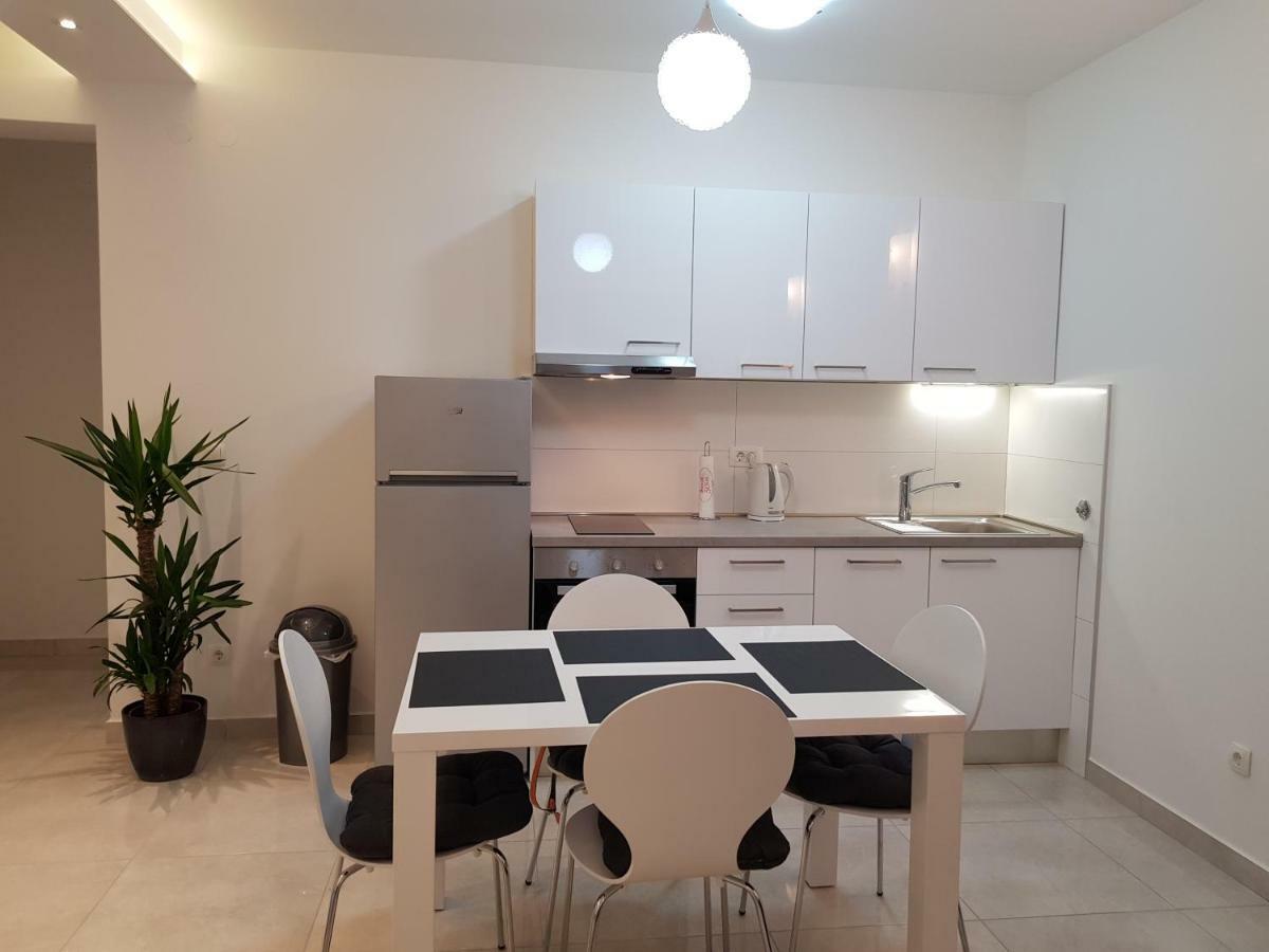 Apartman Cezar Apartment Stobreč Exterior foto