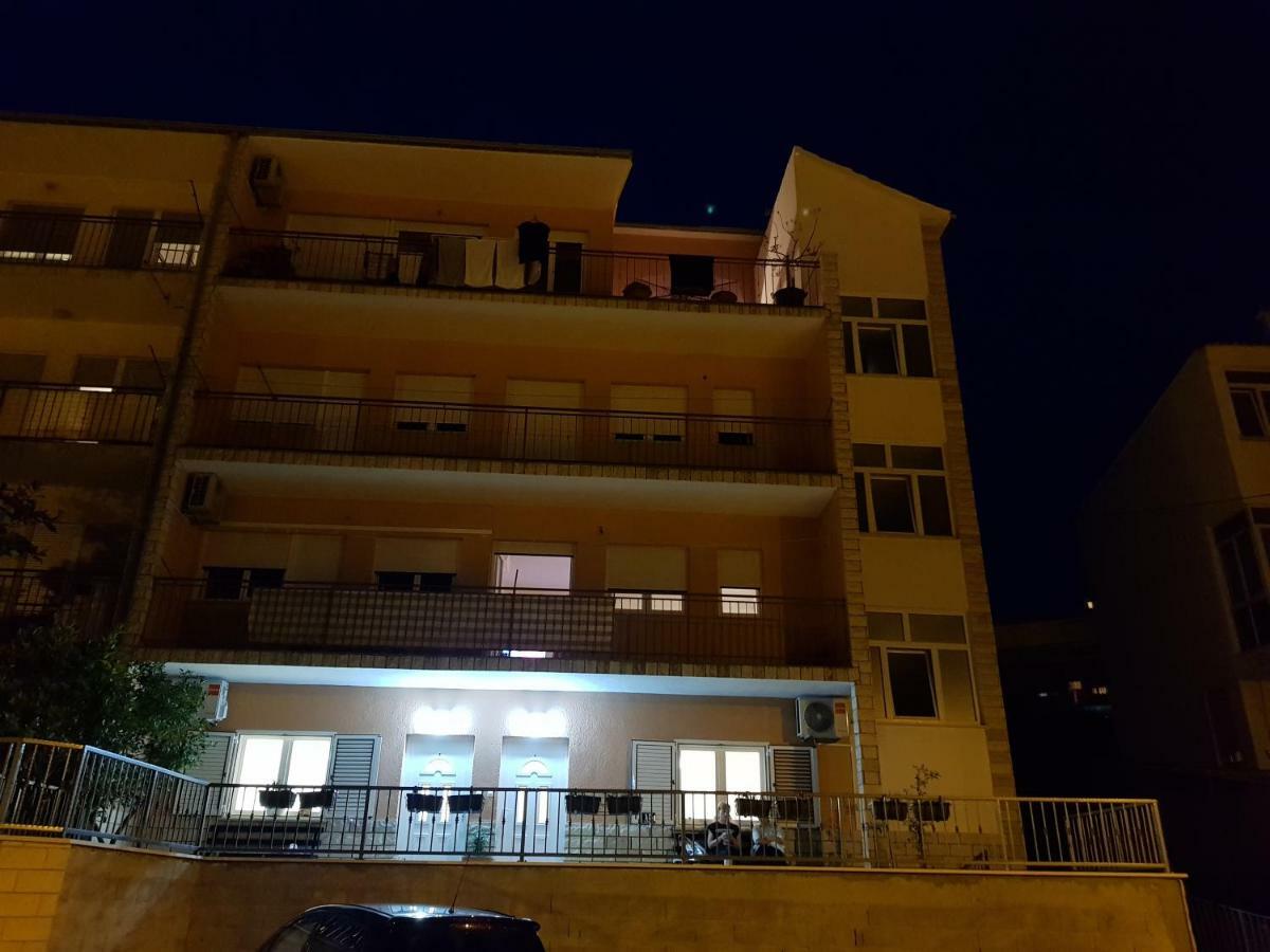 Apartman Cezar Apartment Stobreč Exterior foto